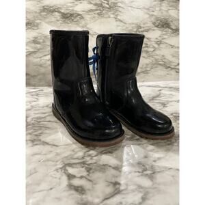 Black Ugg Boots